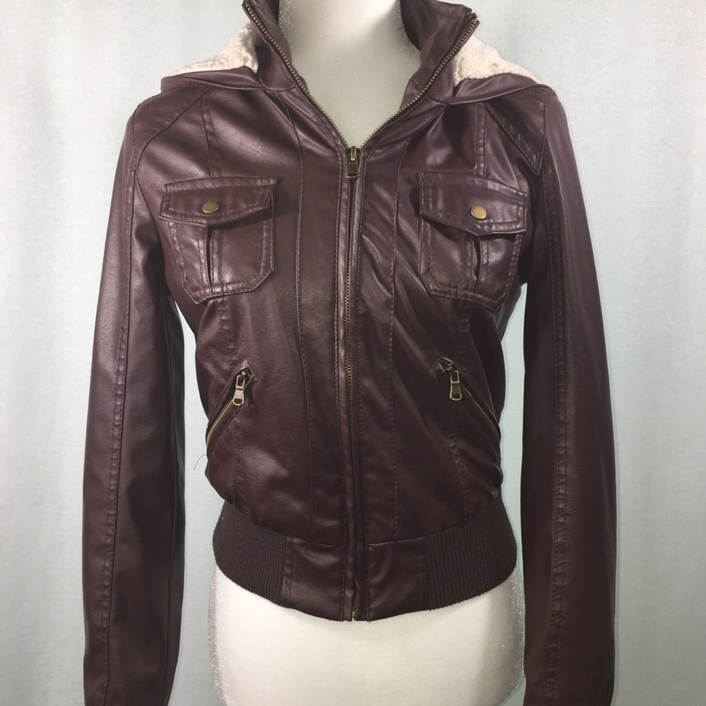 leather jacket - Picture 3 of 3